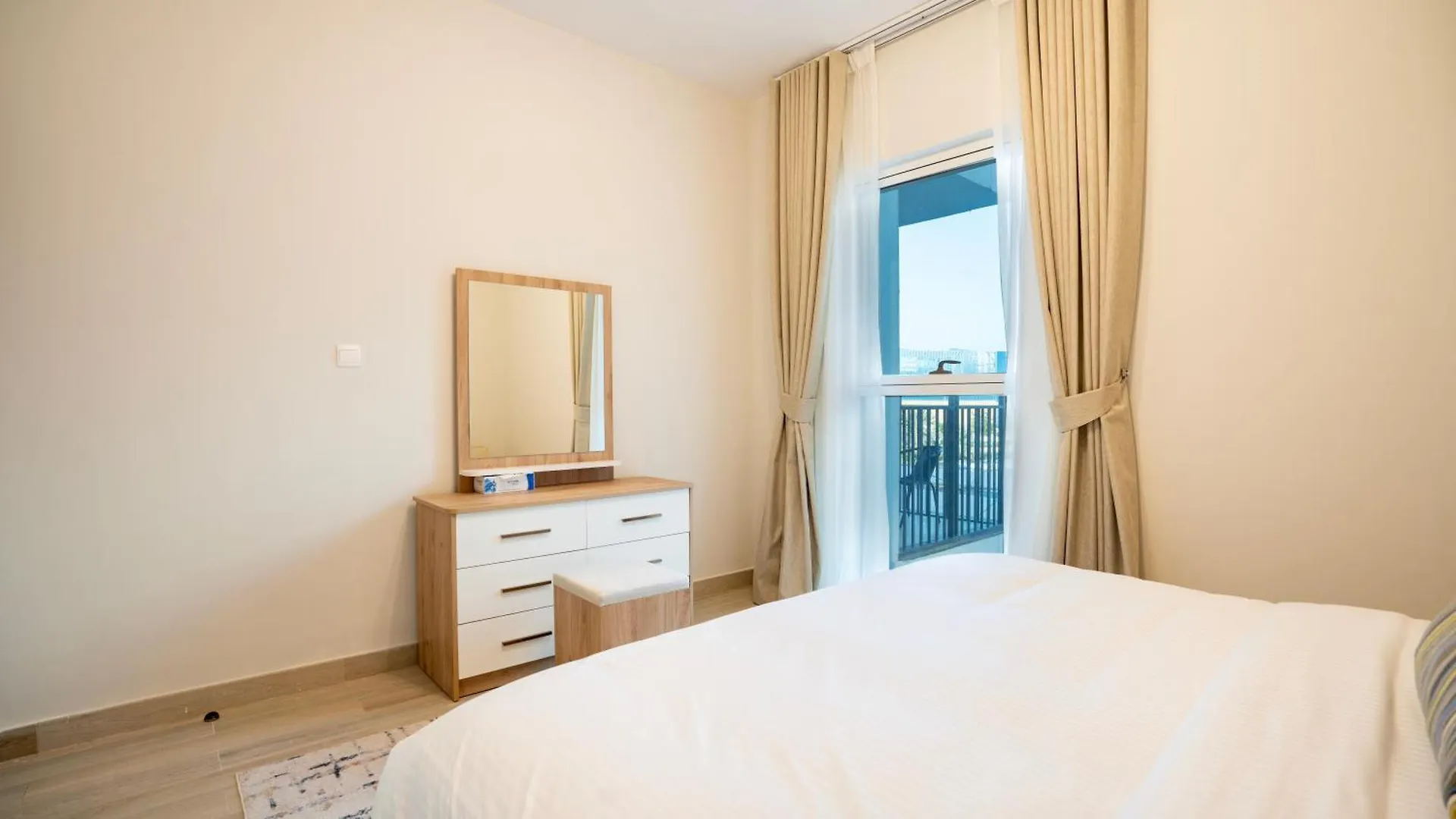 شقة Cozy 1Br With Stunning Seaworld Views! أبو ظبي 0*,  الإمارات العربية المتحدة